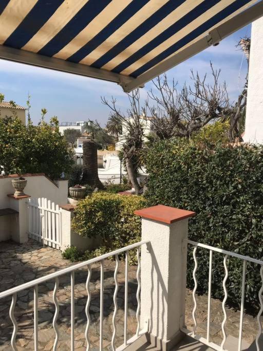 Petite Maison, Barbecue, Canal, Holiday home Empuriabrava