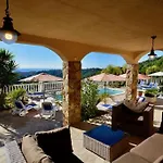 Villa Riviera