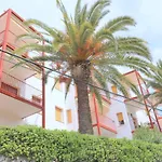 Viena Mas Oliva