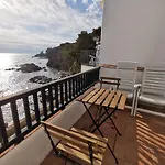 Oceanfront Apartment 30 Steps From The Beach