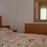 Bonito Apartamento De 3 Hab. Con Jardin