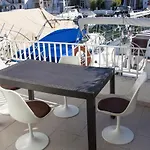 Port Argonautas 49 Bajos