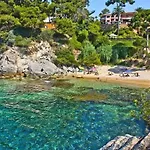 Beautiful Apartment, Swimming Pool And Beach 2
