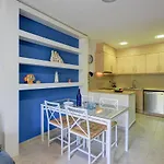 El Port Llanca - Barneda Premium