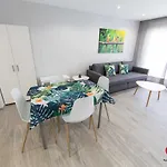 Roses Apartments Tropical Loft Vista Mar Lateral