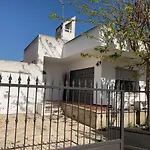 Bonita Casa En Planta Baja Roses Costabrava