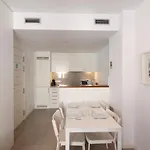 Cadaques White Sea Apartments