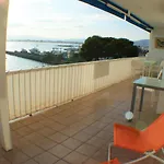 Bonito Apartamento En Roses Con Vistas Al Mar