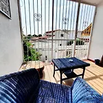 Bonita Casa Con Terraza Y Patio
