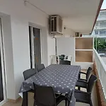 Apartamento De Vacaciones Sector El Pins
