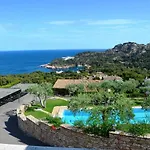 Apartment Les Oliveres