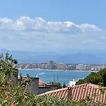 Beautiful Apartment Close To The Beach In Roses