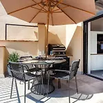 Velo Vern 3 Luxury Penthouse W Views Of City Wall