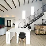 Casa De Lujo Con Piscina Y Amarre Privados Ref 350