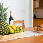 Apt 200 Meters From The Beach Id