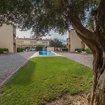 Penthouse Ducat De Lescala Hutg