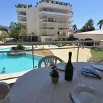 Rnet - Apartments Roses Port Canigo