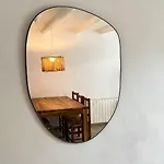 Modern Apartment With Parking 2 Min From The Beach
