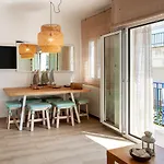 Charming Apartment In Llafranc City View 70 M²