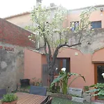 Rustic Town House From The 19Th Century In Palafrugell