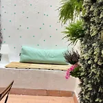 Apartamento Con Encanto Y Terraza En Barri Vell De Girona, El Cul De La Lleona