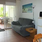 Apartamento En Planta Baja Con Piscina Comunitaria En Roses, Cerca De Playas Y Actividades - Es-204-47