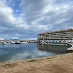 Precioso Apartamento En Primera Linea De Mar