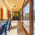 Villa Rosa
