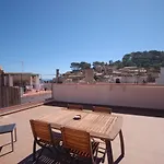 Lets Holidays Cozy Apartment Near To The Castle
