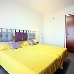 El Retiro A-5 - Apartamento Muy Agradable Con Vista Panoramica Al Puerto Y A La Bahia De Roses. - Es-228-94