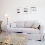 Magnifico Apartamento Renovado En Primera Linea De Playa Con Terraza, Piscina Y Parking, Roses - Es-228-109