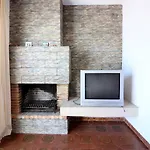 Casa Con Piscina, Tenis Y Terraza Con Barbacoa A 2 Km Del Centro Y Playa De Roses - Es-228-101