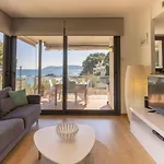 Apartamento De Lujo Frente Al Mar En Playa De La Tonyines, 3 Habitaciones, Terraza, Garaje Y Mas - Es-228-127