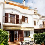 Cases Blanques 48 Casa Con Jardin Privado