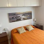 Apartamento Con Piscina En Llanca