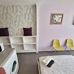 Estudio Violet Beach