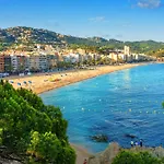 Apartment Caravela Beach By Interhome