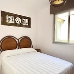 Apartamento Frente Al Mar Con Piscina