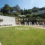 Villa En Primera Linea De Mar En La Bahia De Aiguablava