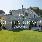 Villa En Primera Linea De Mar En La Bahia De Aiguablava