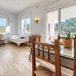 Costacabana - Villa Pilar