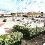 Oriol Center Apartment