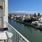 Lcdm Apartamento Vista Canal Y Piscina Comunitaria