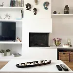 Moderno Y Amplio Apartamento En El Centro De Roses