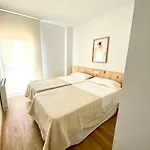 Apartamento Con 3 Habitaciones, Terraza Y Jardin Comunitario Con Piscina En Sant Antoni De Calonge