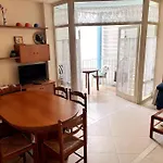 Piso Con Parking En El Centro A 2 Minutos De La Playa