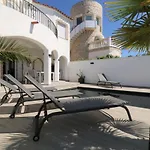 Valira 20D - Belle Villa Avec Piscine Sur Canal