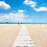Bonito Apartamento Cerca Del Mar