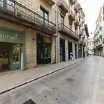 Bravissimo Ciutadans, Comfortable 3-Bedroom Apartment