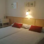 Casa A L'Escala Amb Jardi I Piscina Privada.